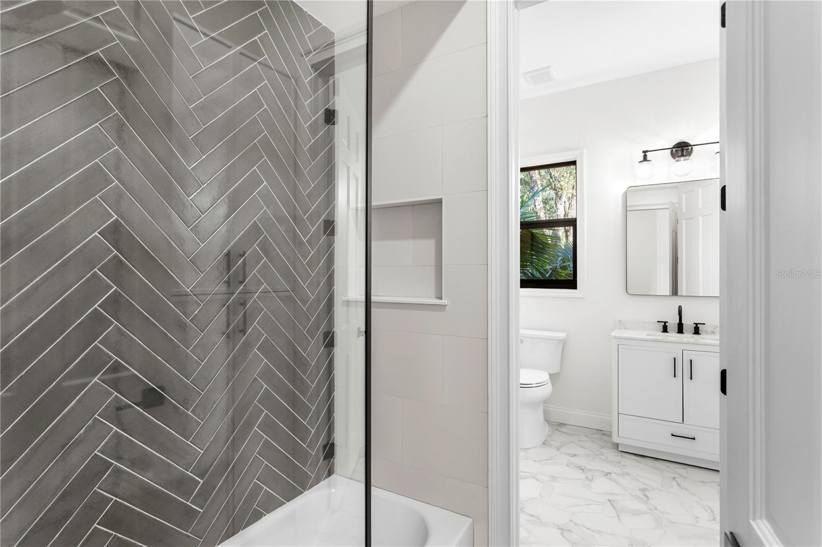6324 W MACLAURIN DR, TAMPA, FL — photo 46