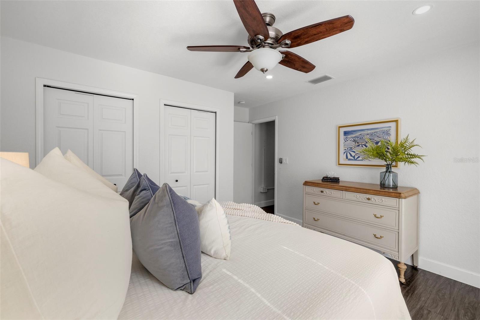 247 126TH AVE, TREASURE ISLAND, FL — photo 11