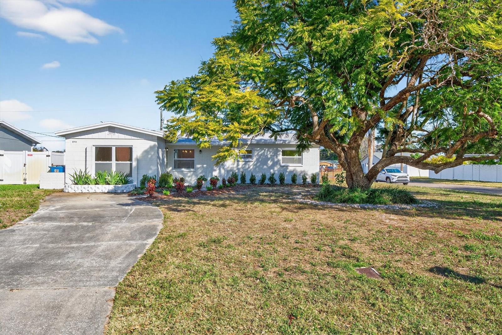 5701 14TH AVE N, ST PETERSBURG, FL — photo 3