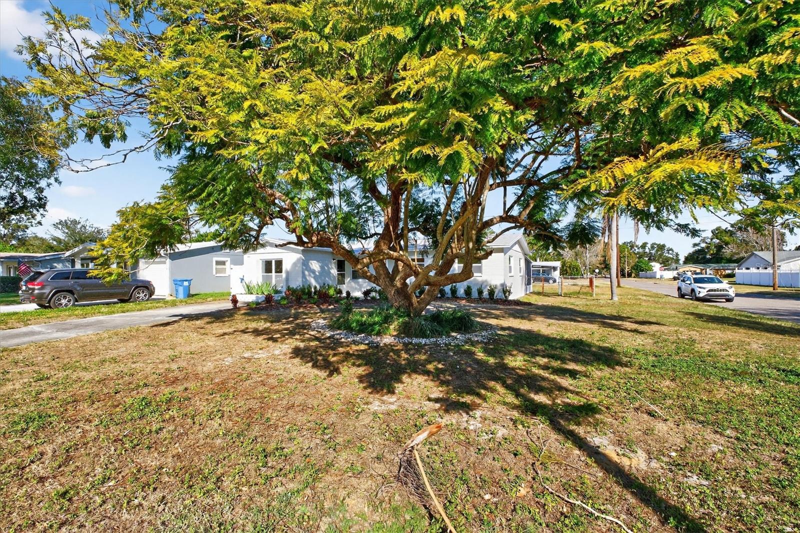 5701 14TH AVE N, ST PETERSBURG, FL — photo 4