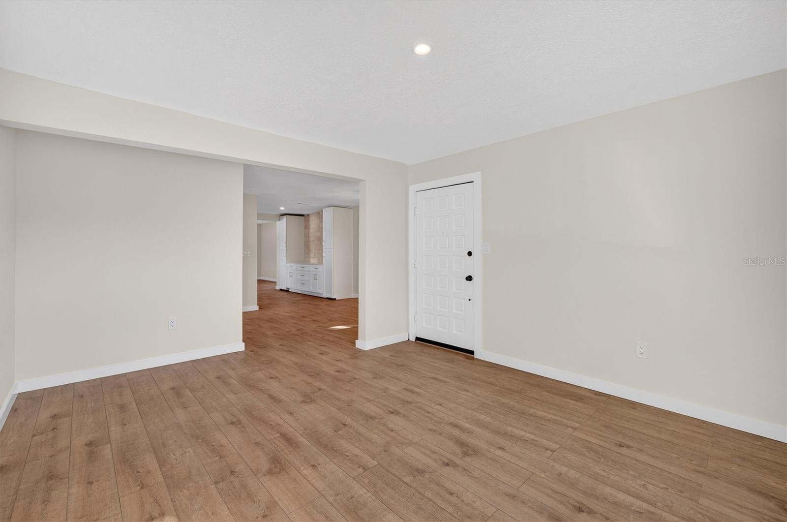 5701 14TH AVE N, ST PETERSBURG, FL — photo 8