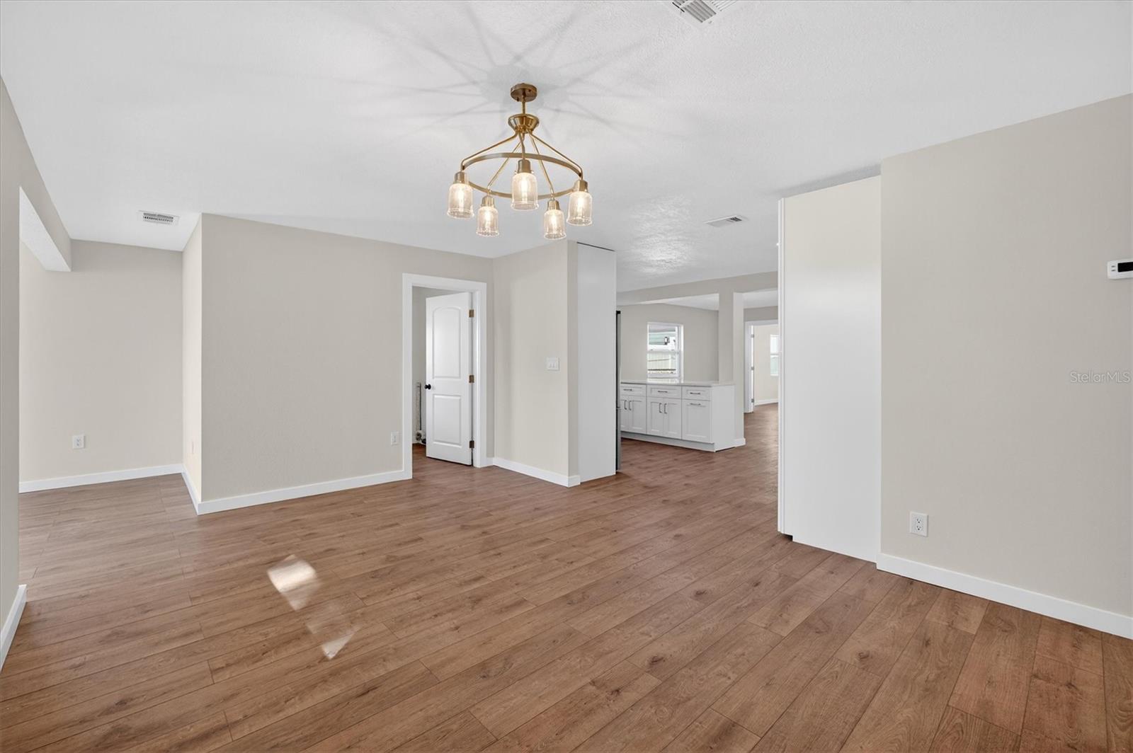 5701 14TH AVE N, ST PETERSBURG, FL — photo 10