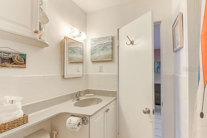 6020 MIDNIGHT PASS RD #1, SARASOTA, FL — photo 46