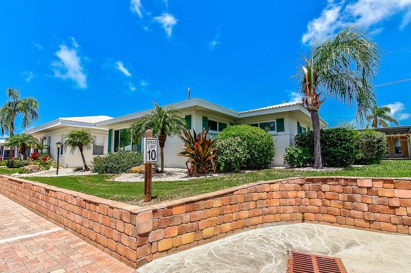 6020 MIDNIGHT PASS RD #1, SARASOTA, FL — photo 53
