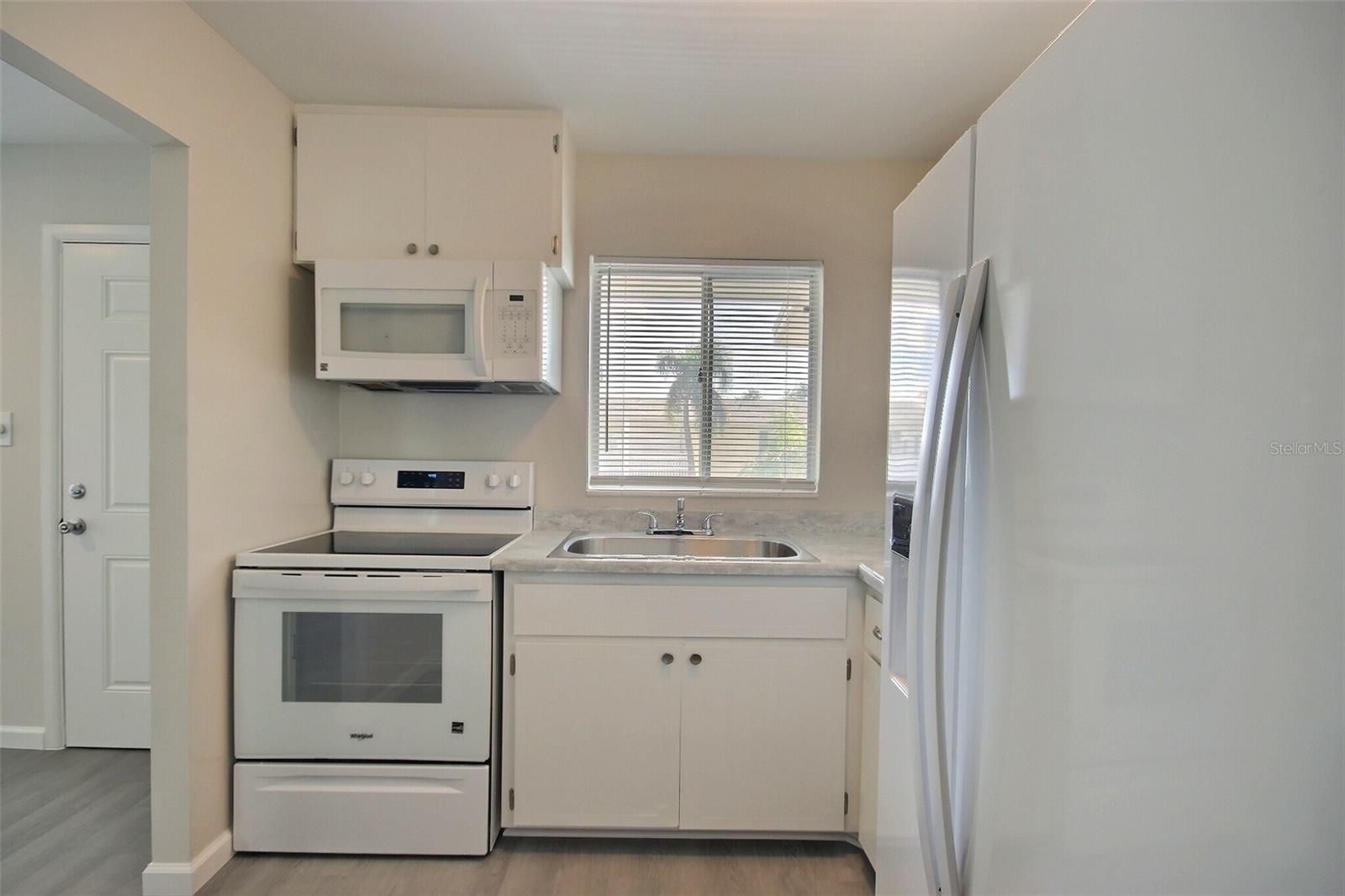 1631 LEISURE DR #M36, BRADENTON, FL — photo 6