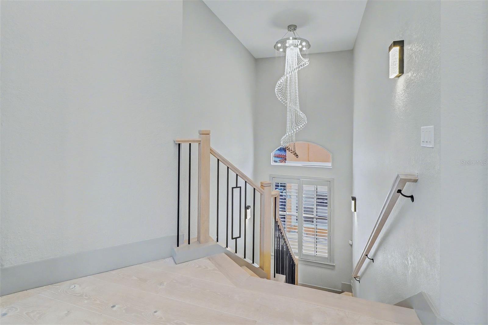 4635 DOLPHIN CAY LN S, ST PETERSBURG, FL — photo 21
