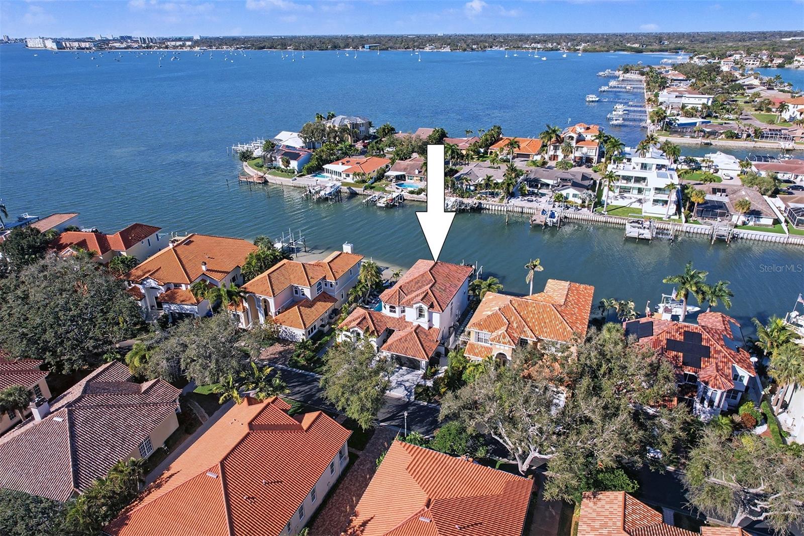 4635 DOLPHIN CAY LN S, ST PETERSBURG, FL — photo 40