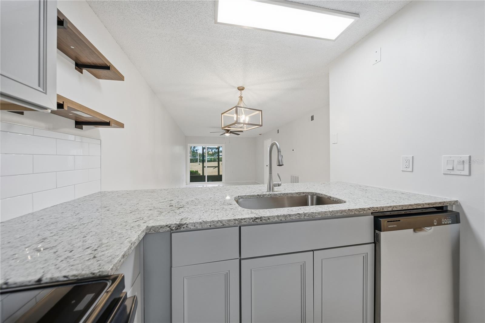 39132 COUNTY ROAD 54 #2076, ZEPHYRHILLS, FL — photo 9