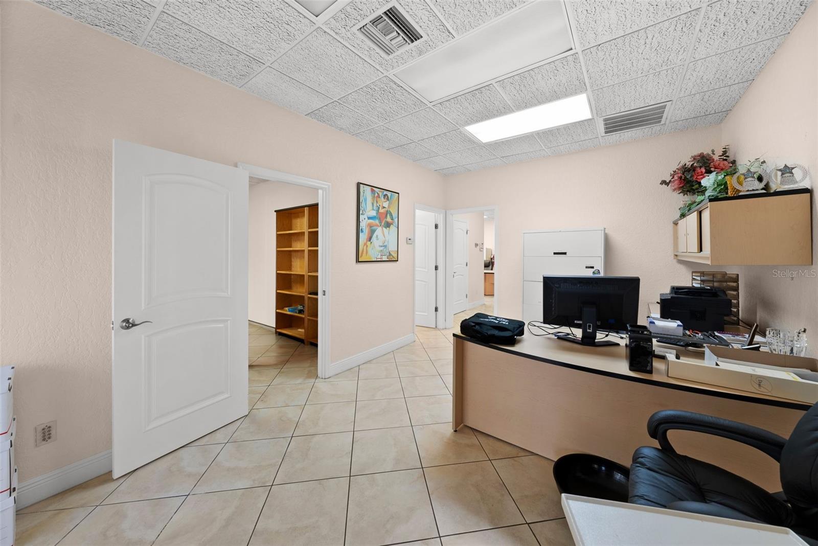 611 DRUID RD E #302, CLEARWATER, FL — photo 4