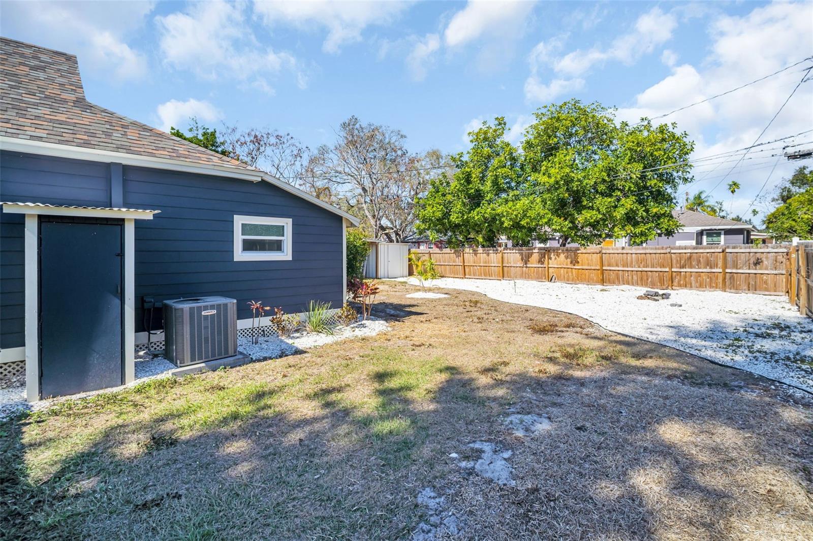 4933 NEWTON AVE S, GULFPORT, FL — photo 36