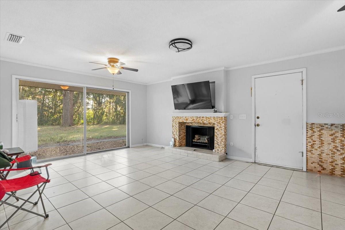 425 NW 79TH DR, GAINESVILLE, FL — photo 9