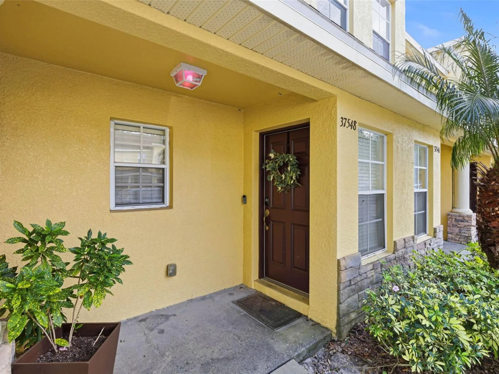 37548 DALIHA TER, ZEPHYRHILLS, FL — photo 51