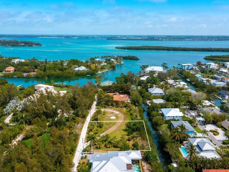 6608 GULF OF MEXICO DR, LONGBOAT KEY, FL