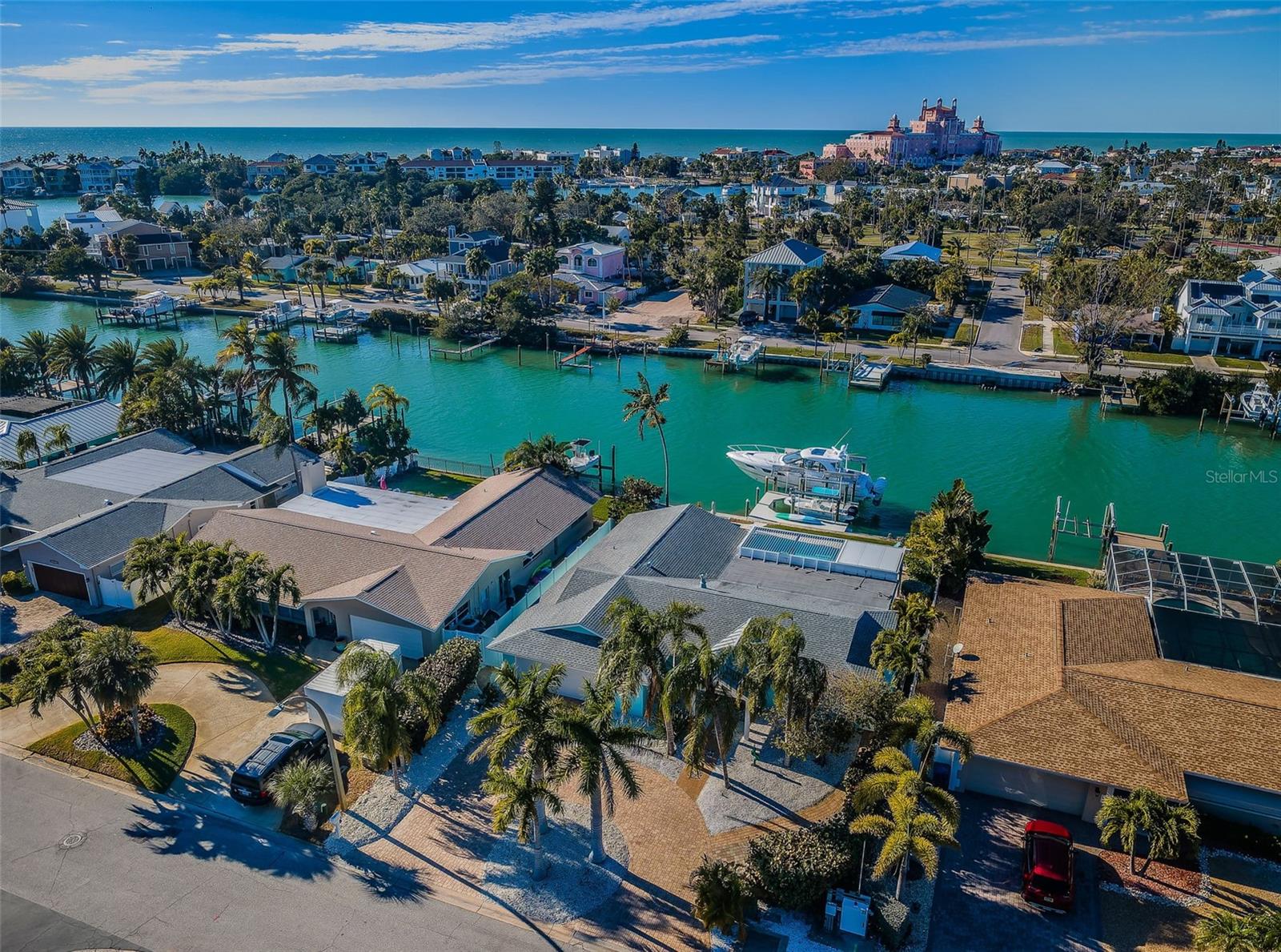 2910 ALTON DR, ST PETE BEACH, FL