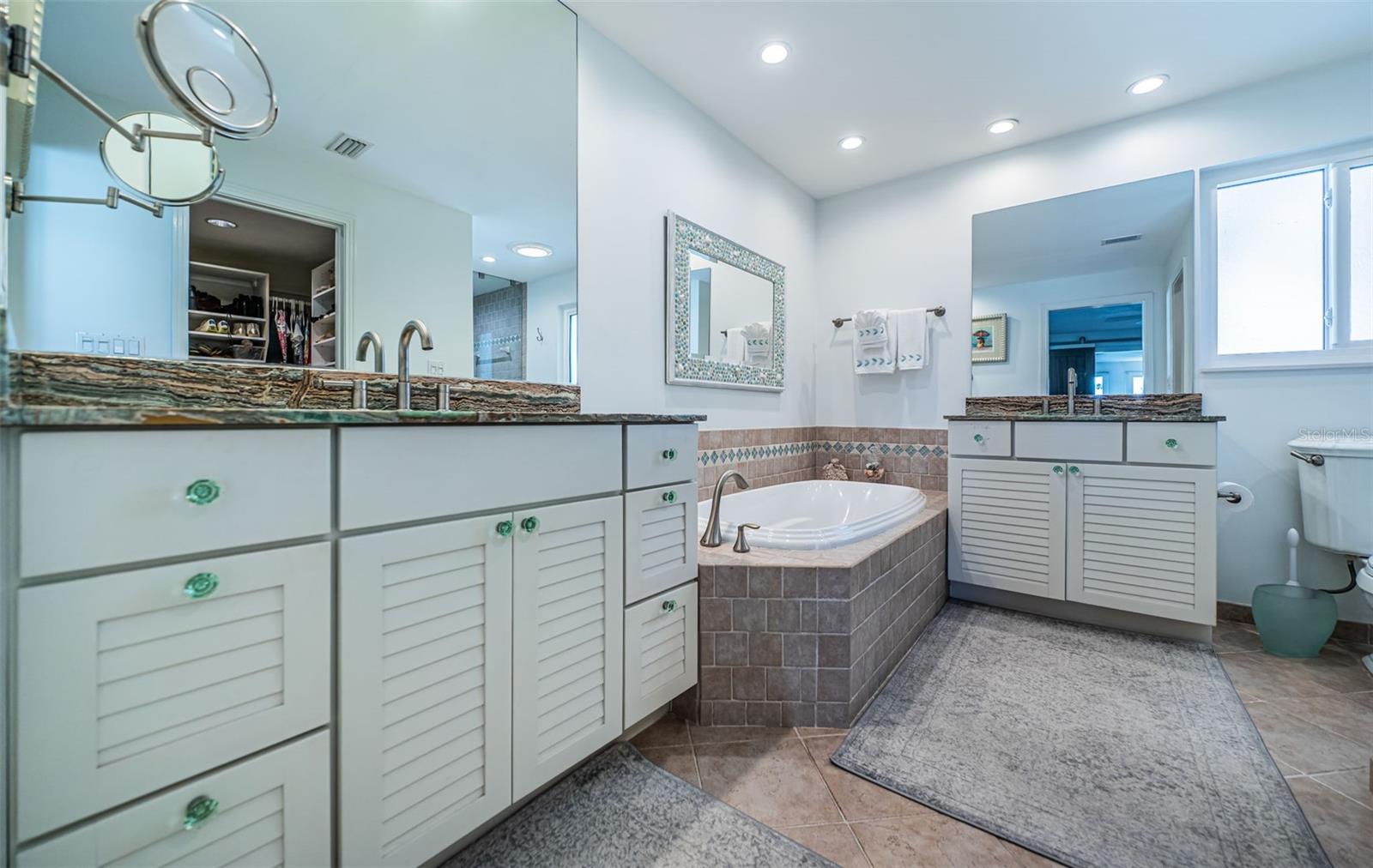 2910 ALTON DR, ST PETE BEACH, FL — photo 39