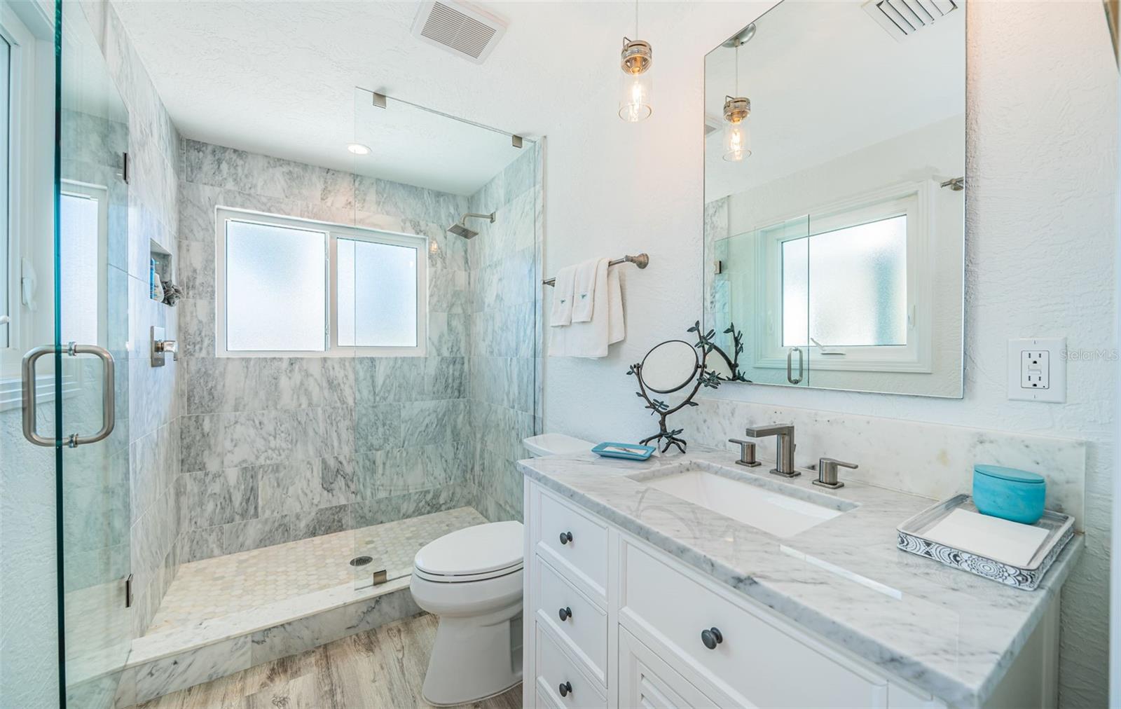 2910 ALTON DR, ST PETE BEACH, FL — photo 46