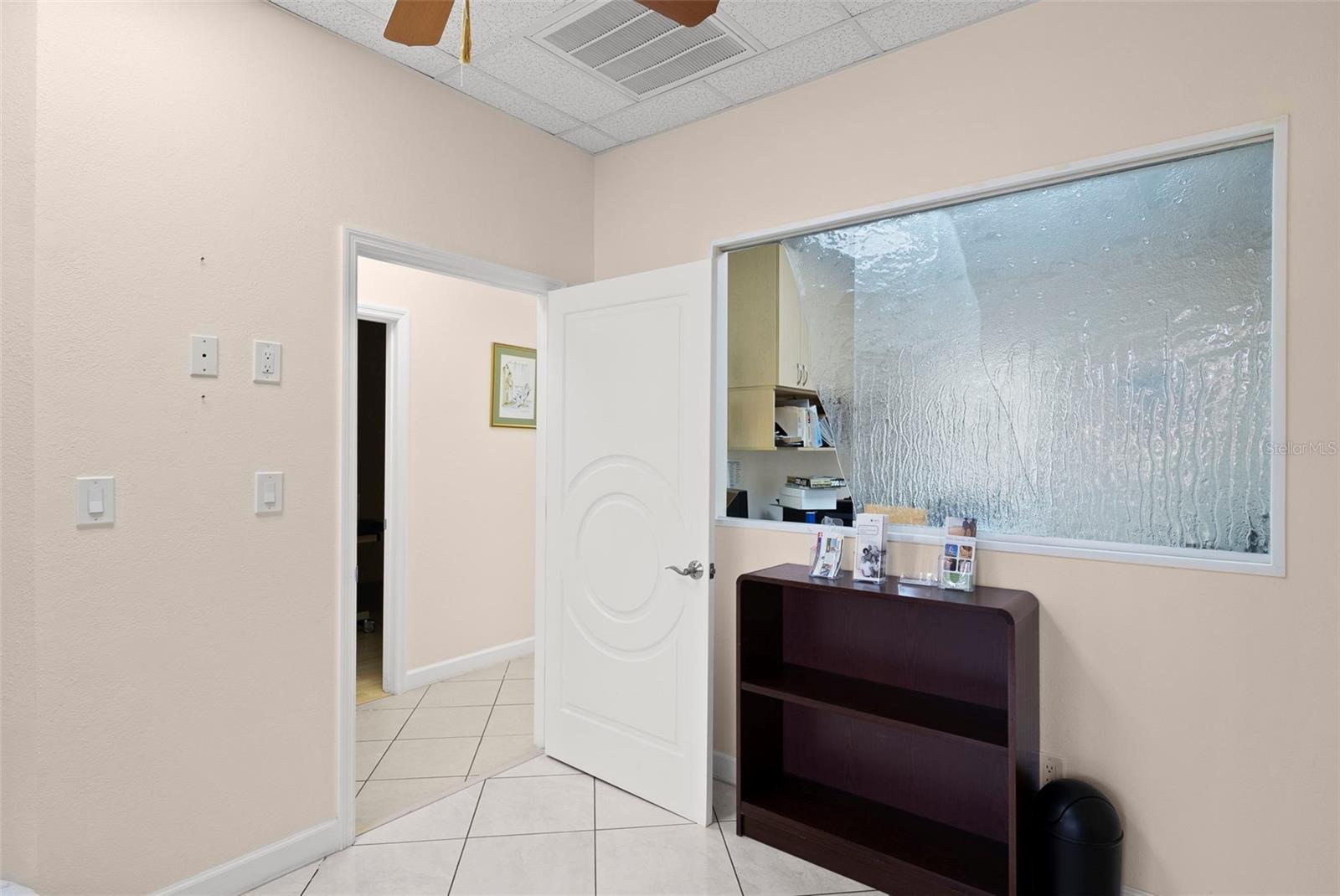 611 DRUID RD E #303, CLEARWATER, FL — photo 3