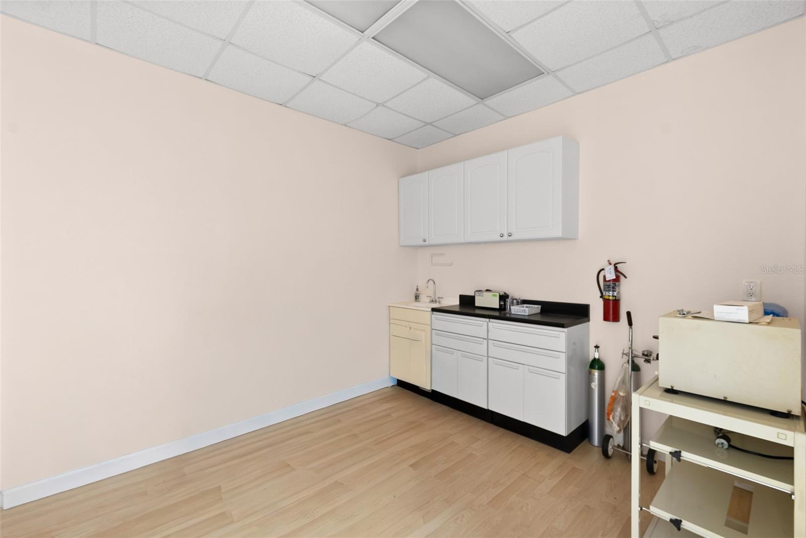 611 DRUID RD E #303, CLEARWATER, FL — photo 10