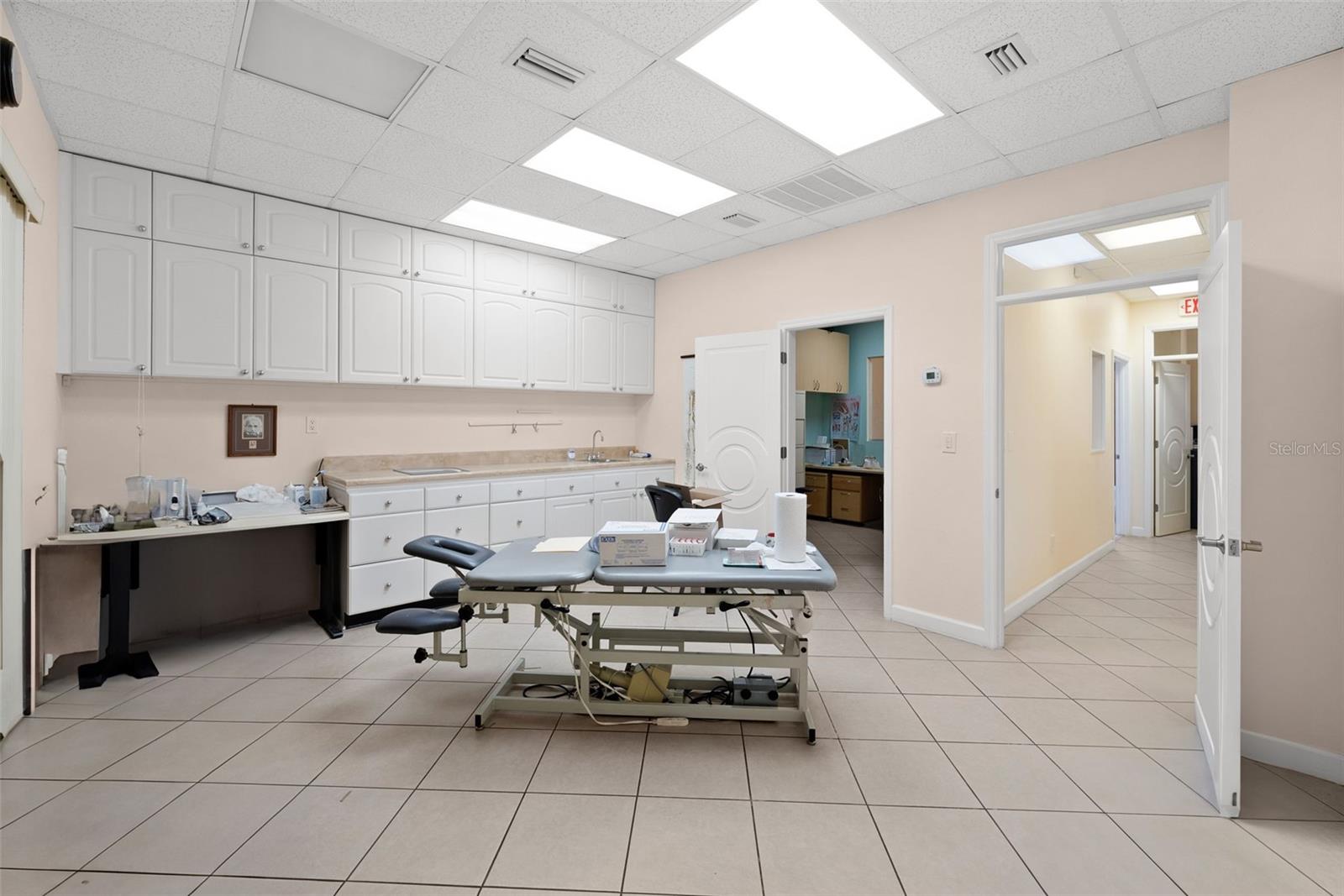 611 DRUID RD E #303, CLEARWATER, FL — photo 13