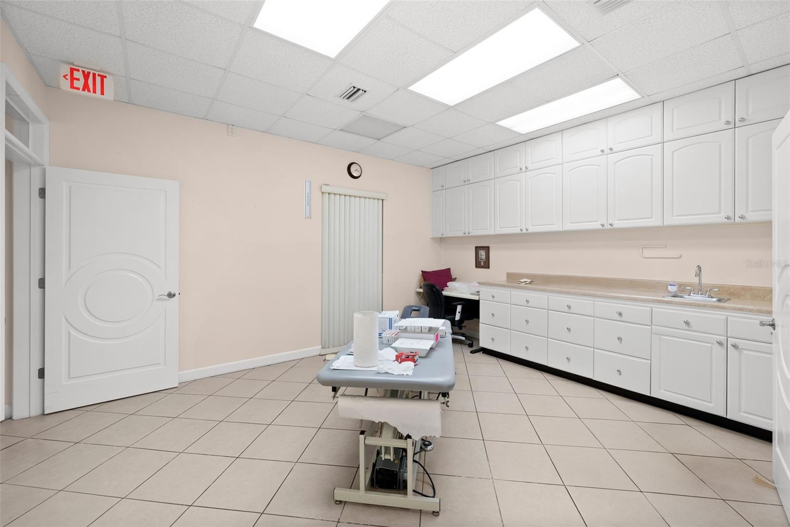 611 DRUID RD E #303, CLEARWATER, FL — photo 14