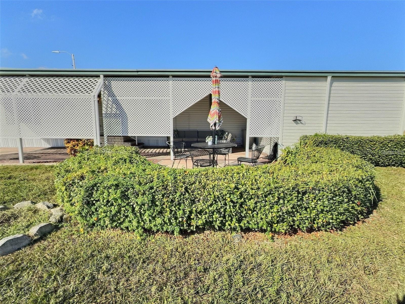 667 SUGAR PALM ST, LARGO, FL — photo 2