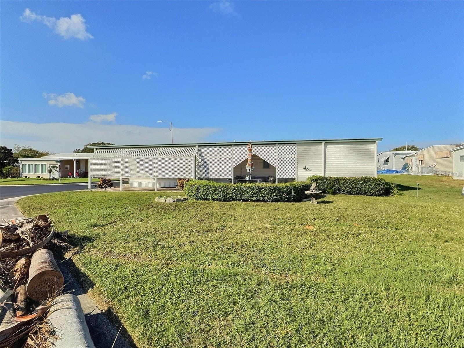 667 SUGAR PALM ST, LARGO, FL — photo 3