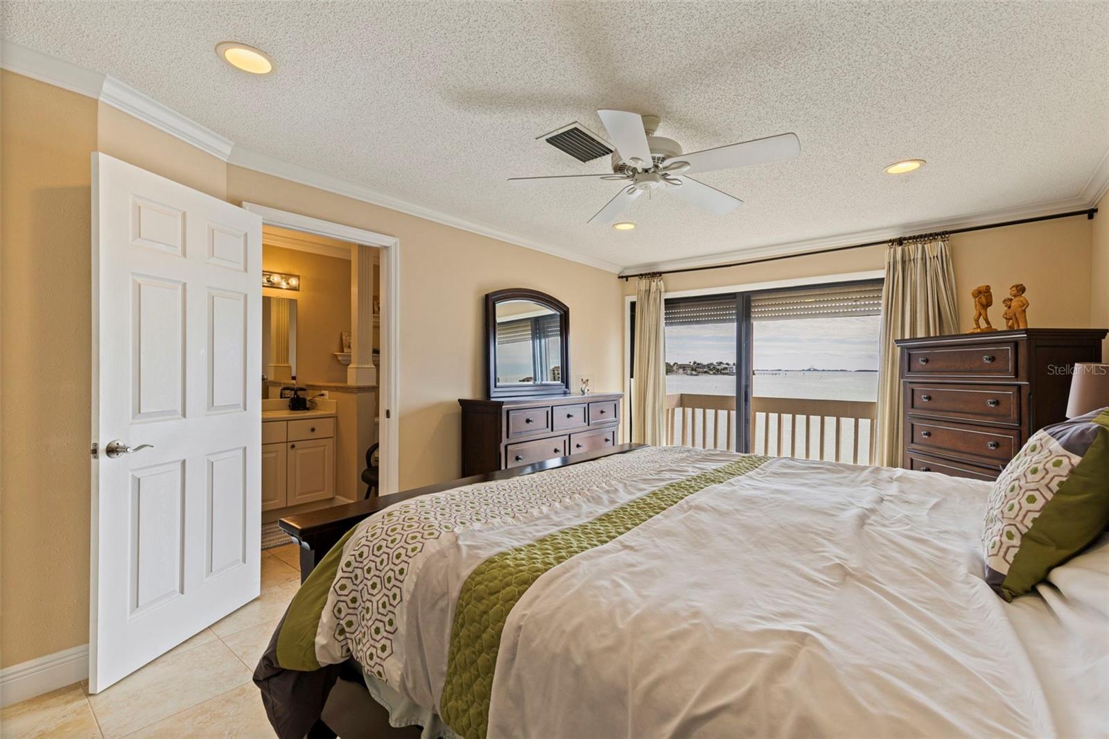 5668 ESCONDIDA BLVD S, ST PETERSBURG, FL — photo 18