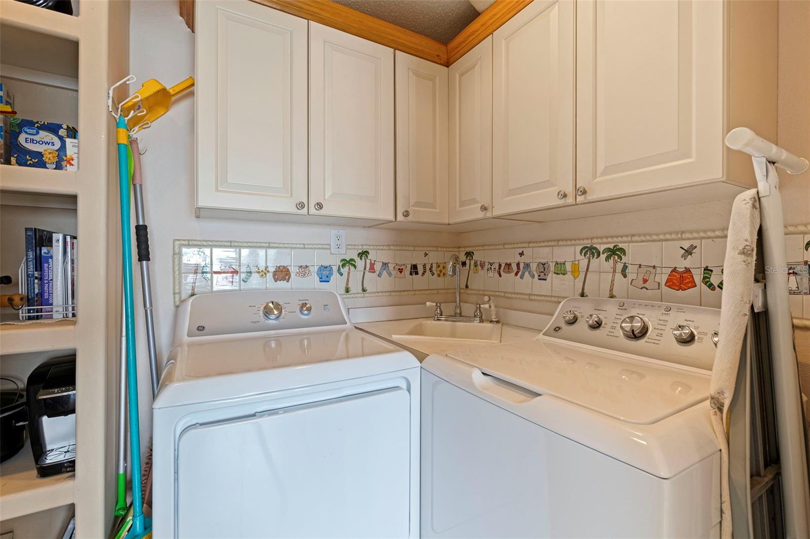 5668 ESCONDIDA BLVD S, ST PETERSBURG, FL — photo 23