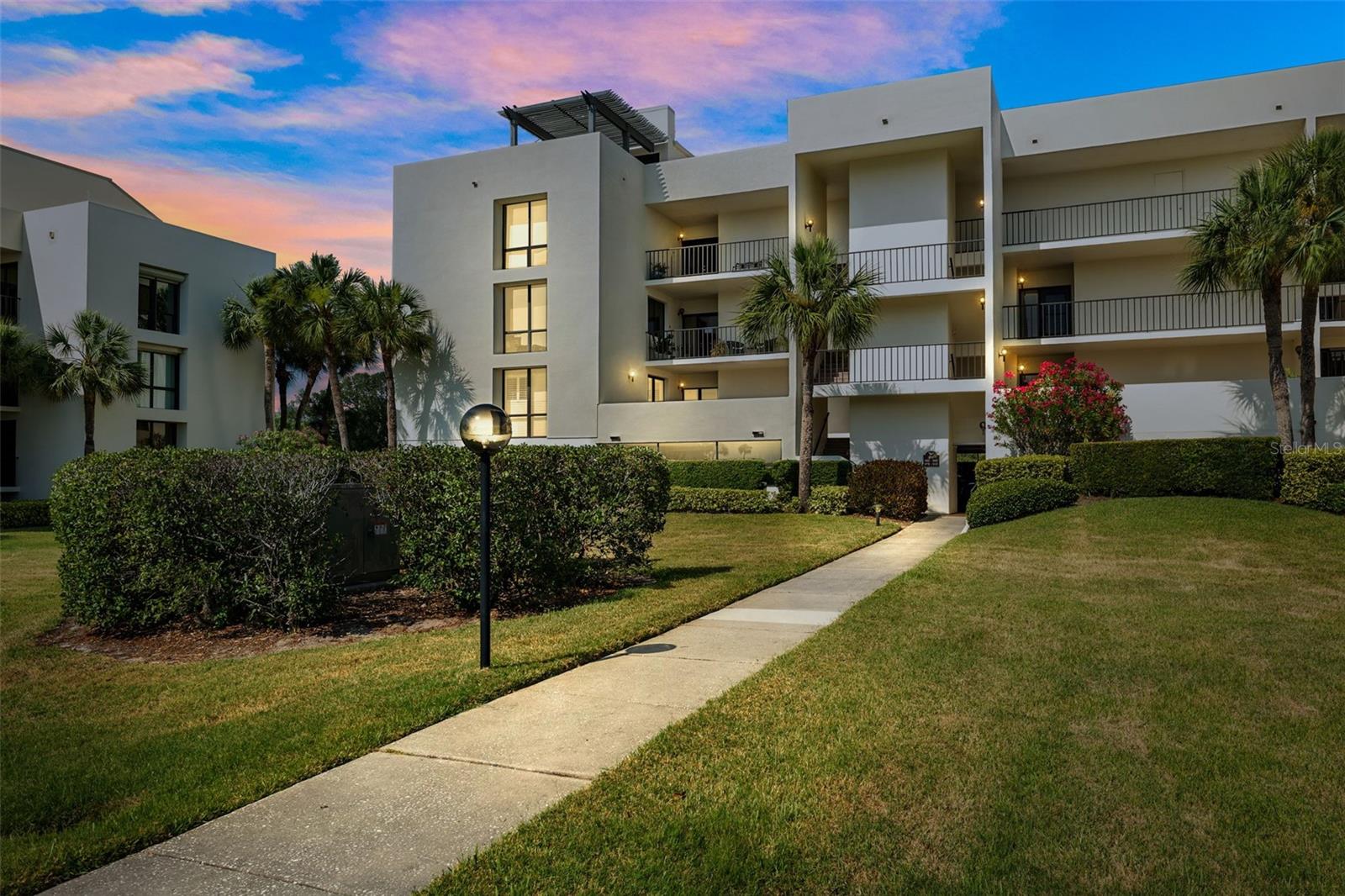50 COE RD #331, BELLEAIR, FL