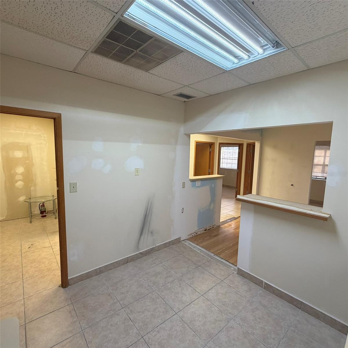 9753 S ORANGE BLOSSOM TRL #103, ORLANDO, FL — photo 36