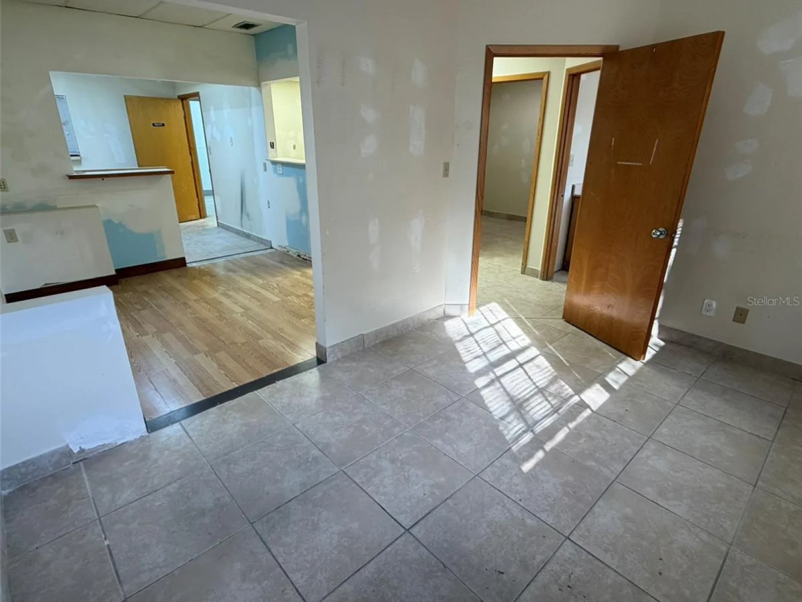 9753 S ORANGE BLOSSOM TRL #103, ORLANDO, FL — photo 43