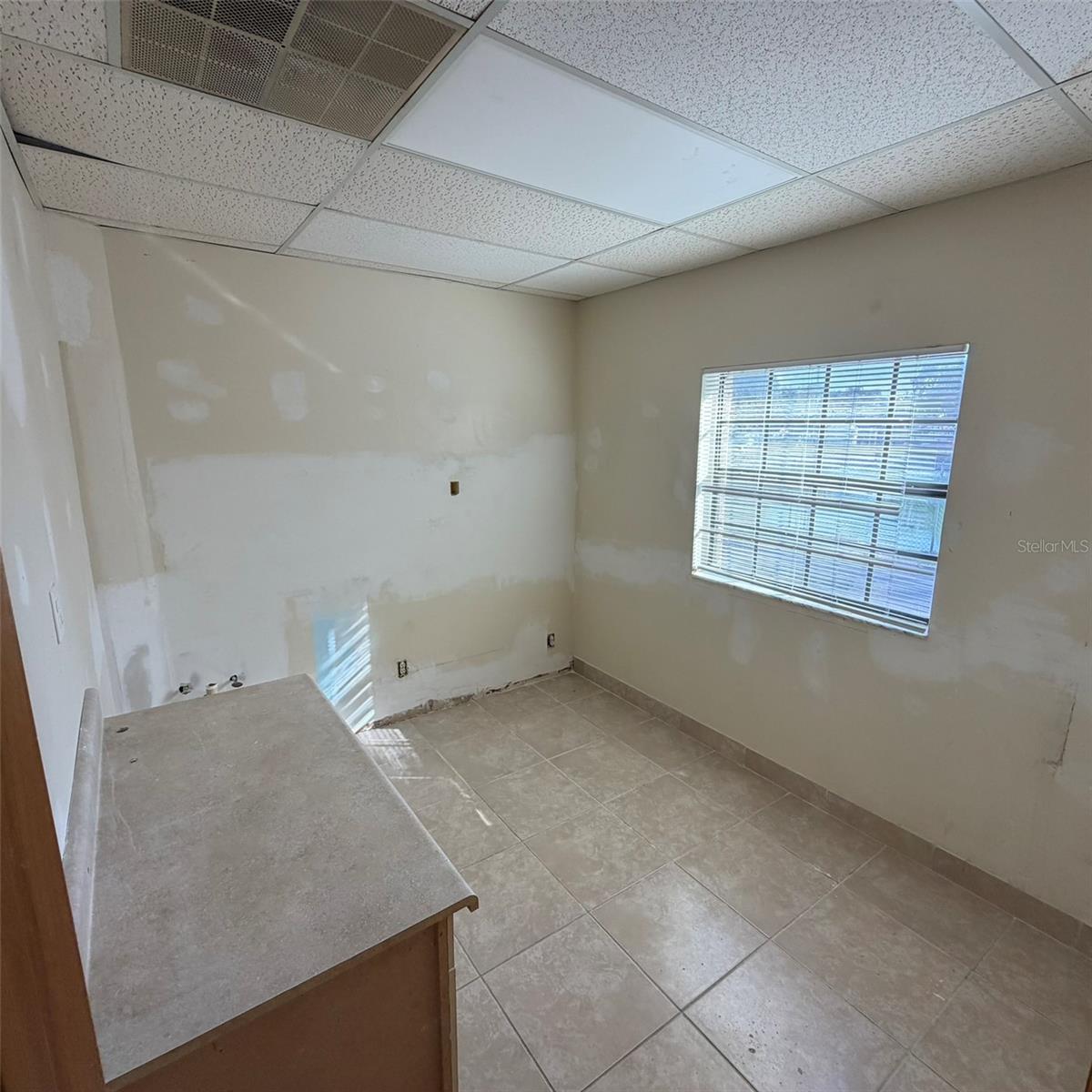 9753 S ORANGE BLOSSOM TRL #103, ORLANDO, FL — photo 49