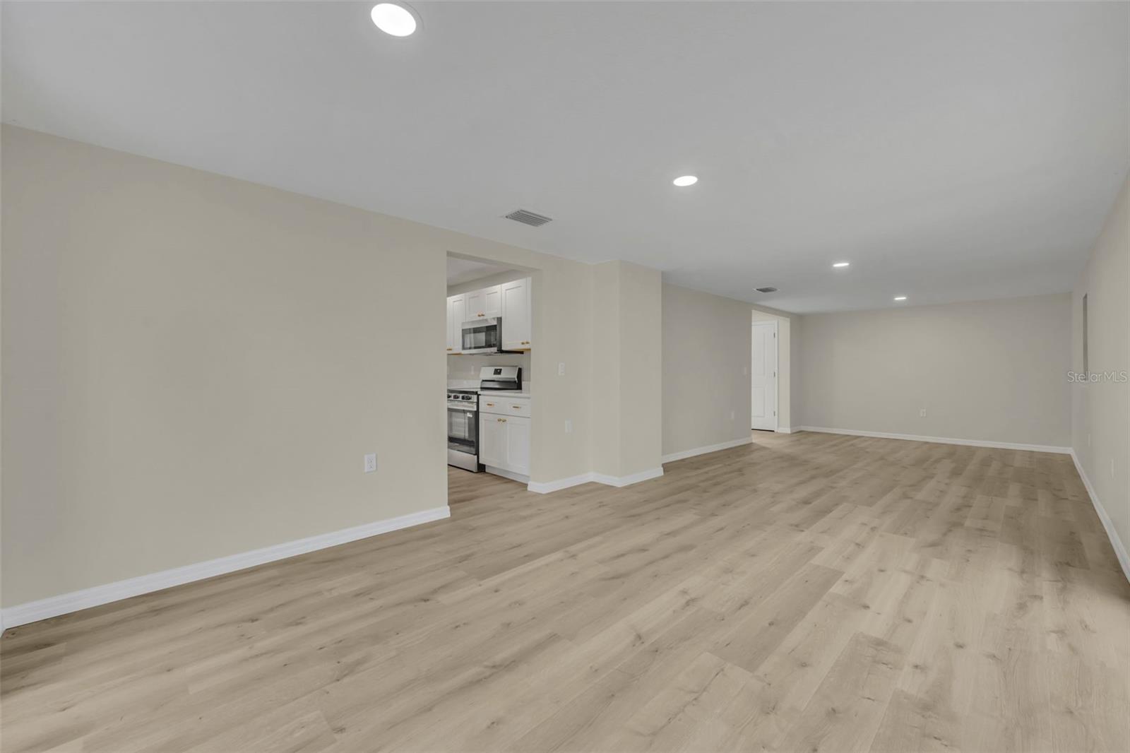 31201 MERRY RD, TAVARES, FL — photo 28