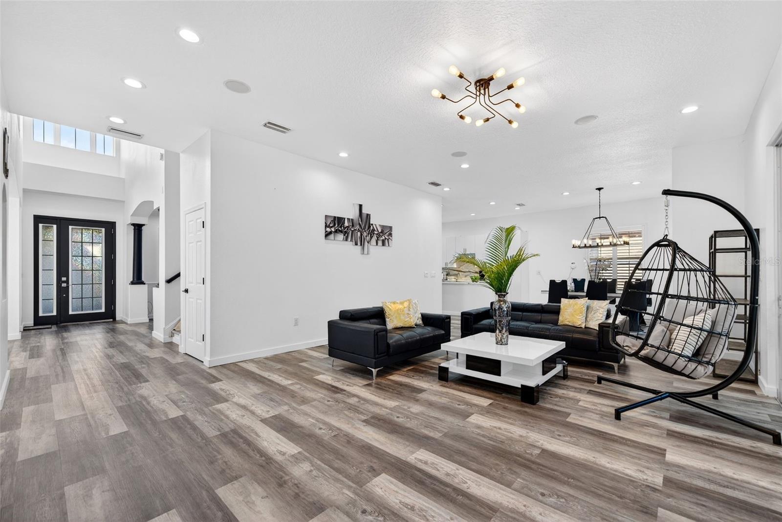 8111 SANTA ROSA CT, SARASOTA, FL — photo 15