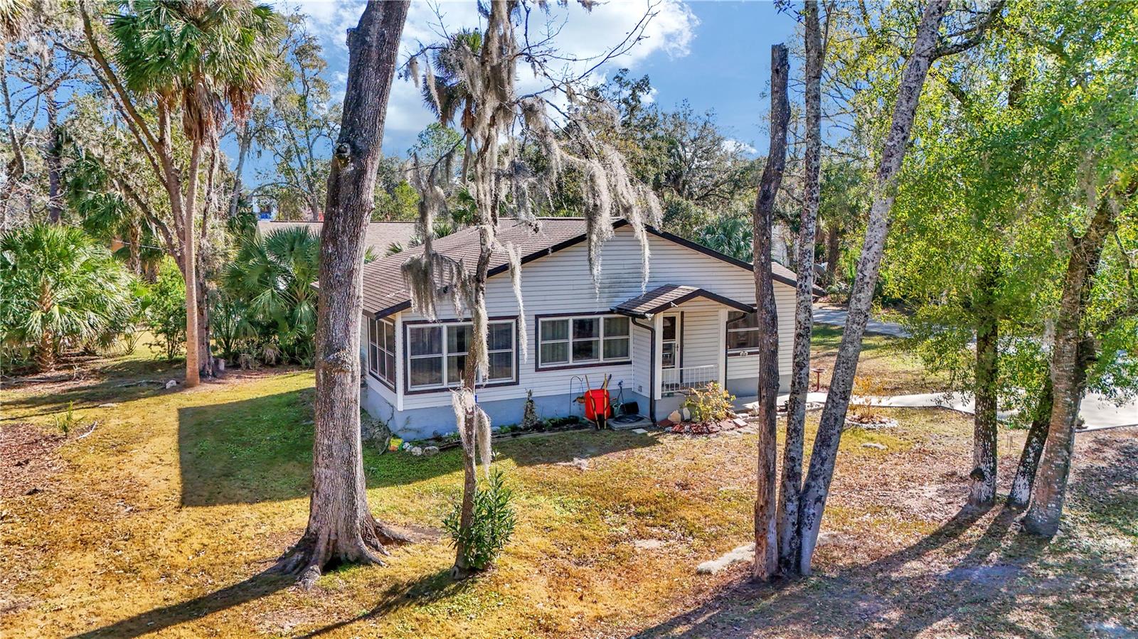 715 NE 12TH TER, CRYSTAL RIVER, FL — photo 8