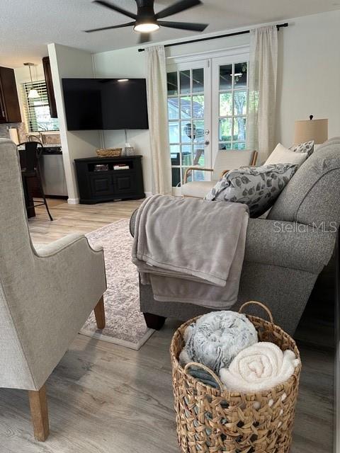 2938 W MARK DR, SARASOTA, FL — photo 3