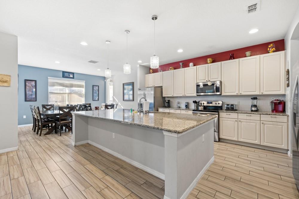 6009 BROAD OAK DR, DAVENPORT, FL — photo 17