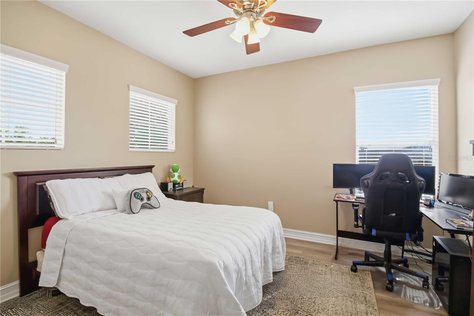 12036 LONGVIEW LAKE CIR, BRADENTON, FL — photo 33