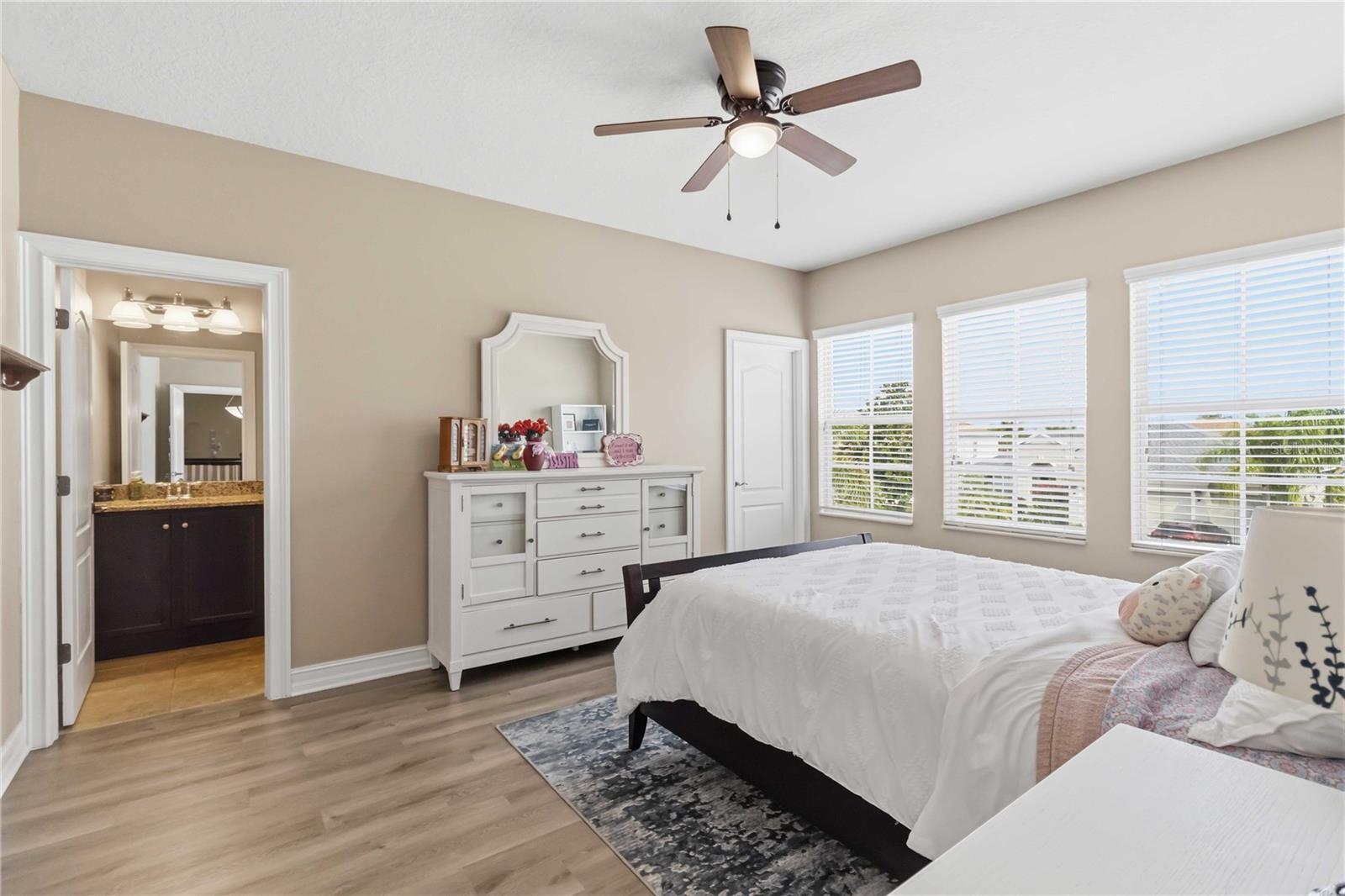12036 LONGVIEW LAKE CIR, BRADENTON, FL — photo 36