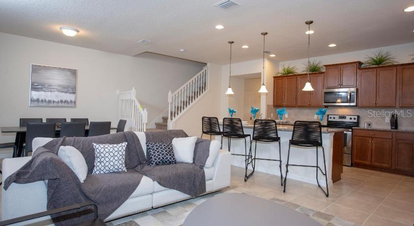 8879 GENEVE CT, KISSIMMEE, FL — photo 7