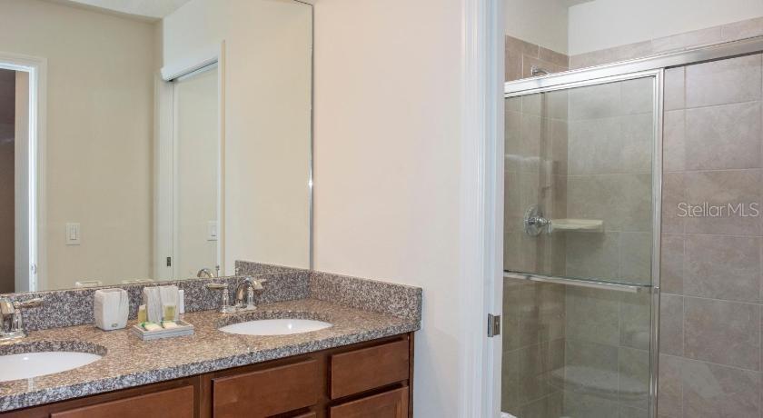 8879 GENEVE CT, KISSIMMEE, FL — photo 21