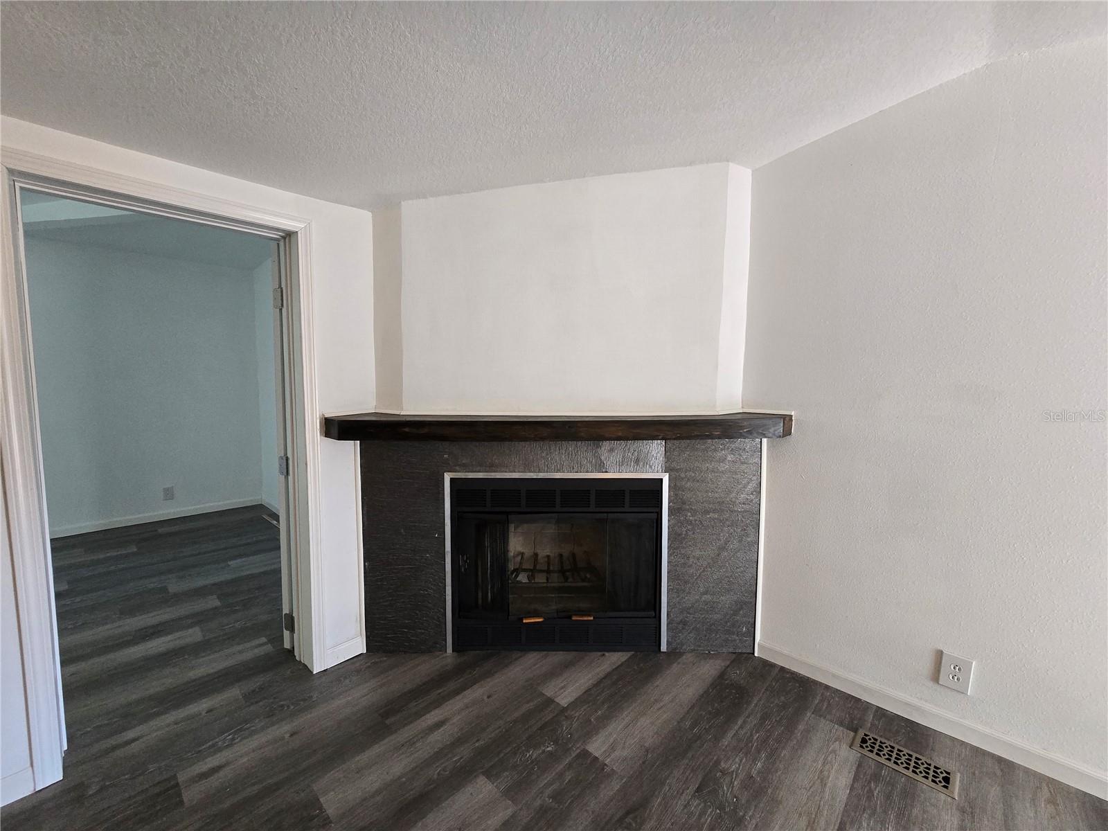 43541 DIXIE DR, PAISLEY, FL — photo 5