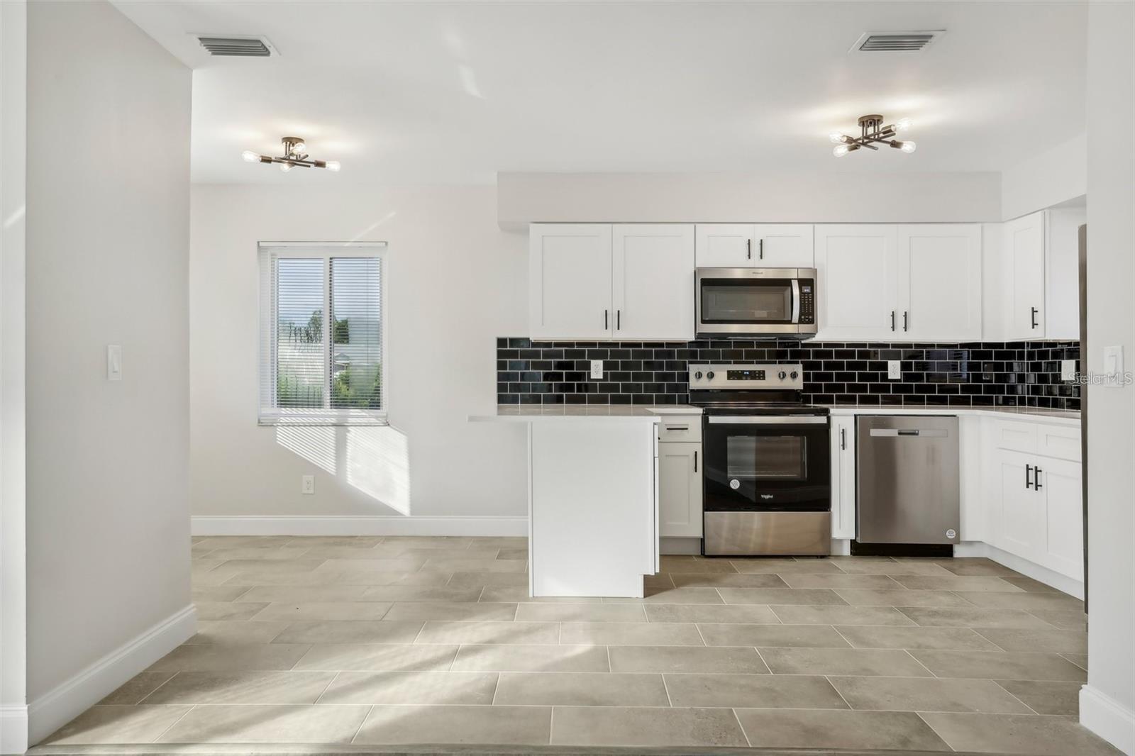 1052 MANCHESTER CIR, WINTER PARK, FL — photo 14