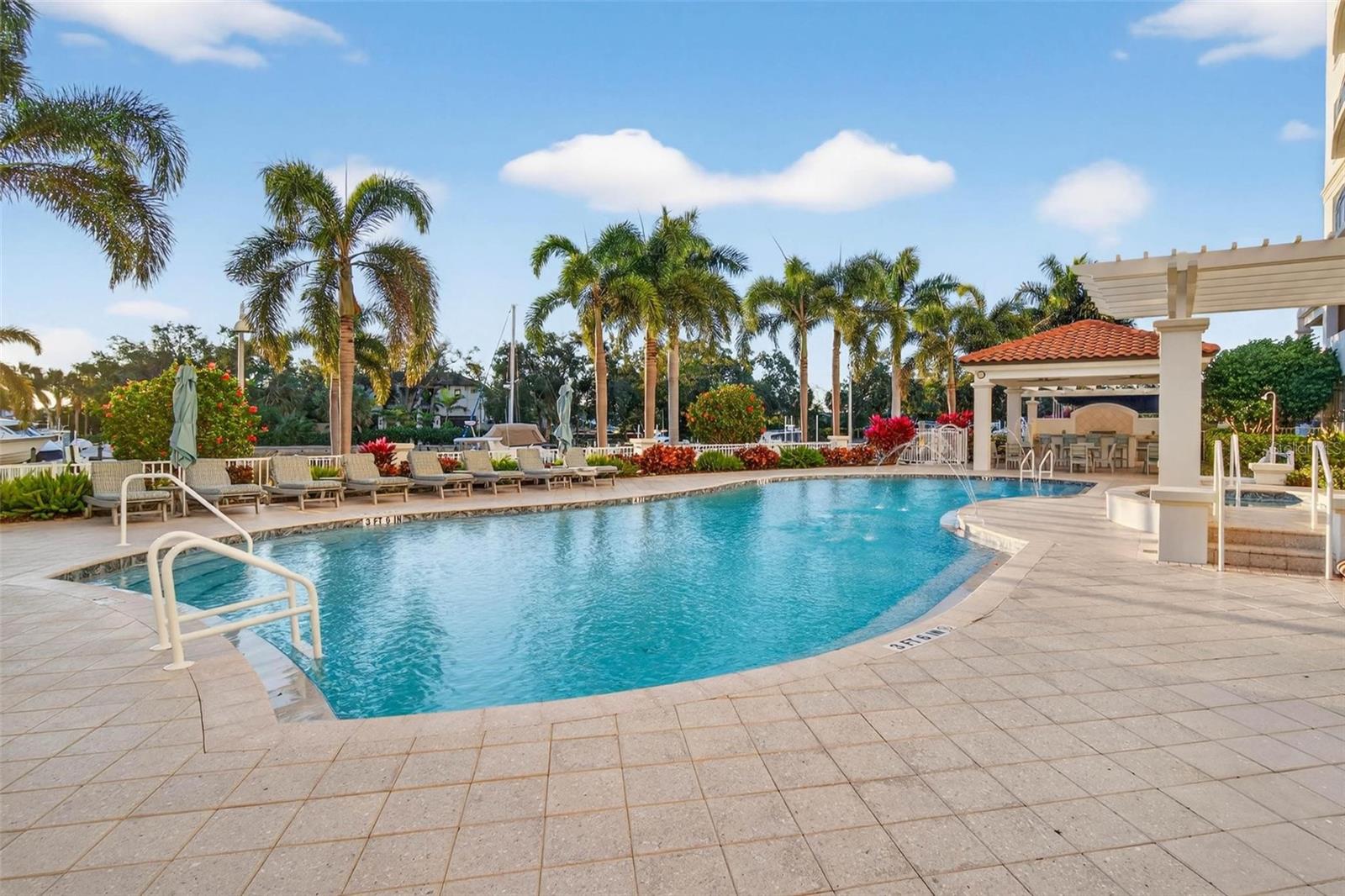 1325 SNELL ISLE BLVD NE #302, ST PETERSBURG, FL — photo 43