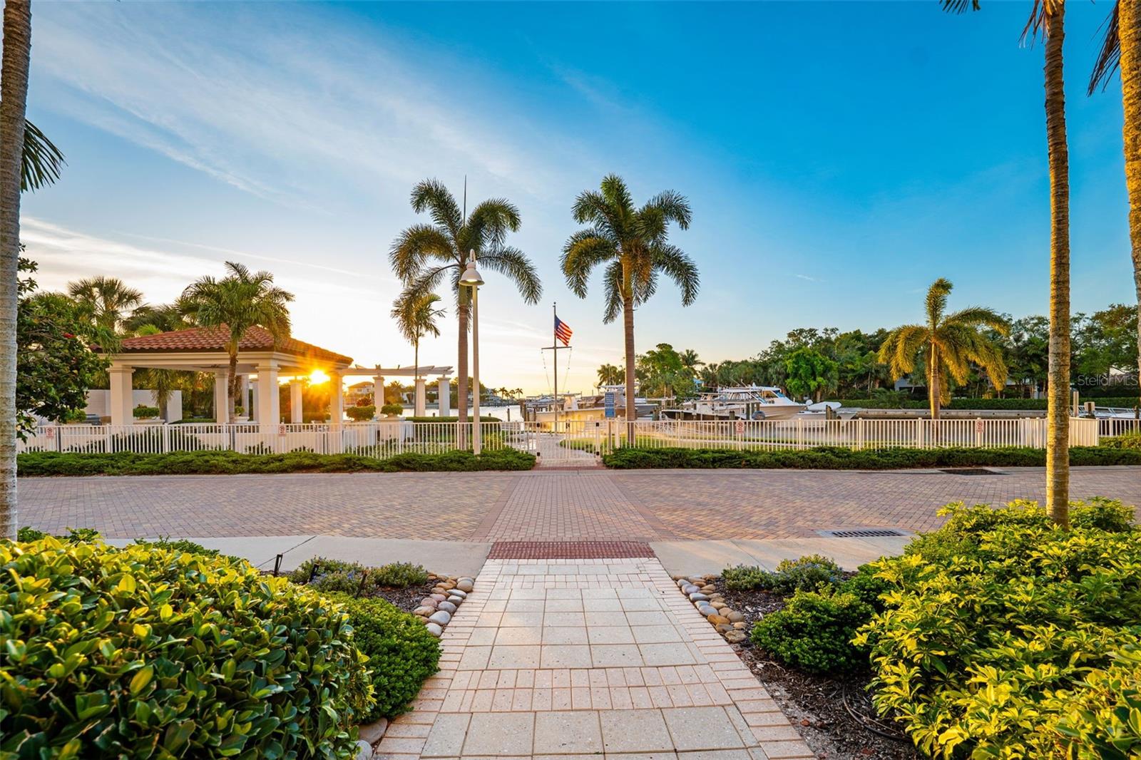 1325 SNELL ISLE BLVD NE #302, ST PETERSBURG, FL — photo 34
