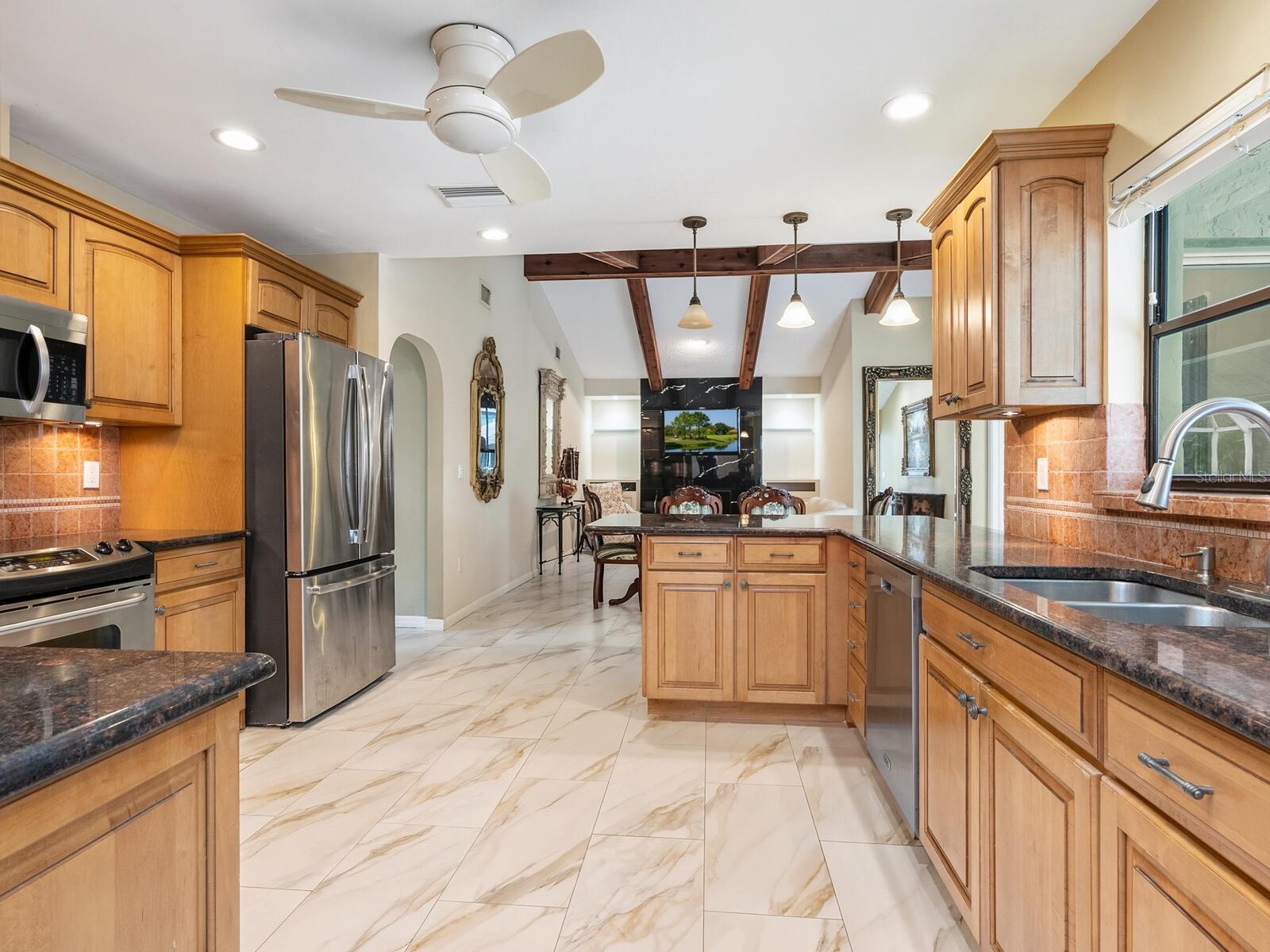 4725 GREENCROFT RD, SARASOTA, FL — photo 8