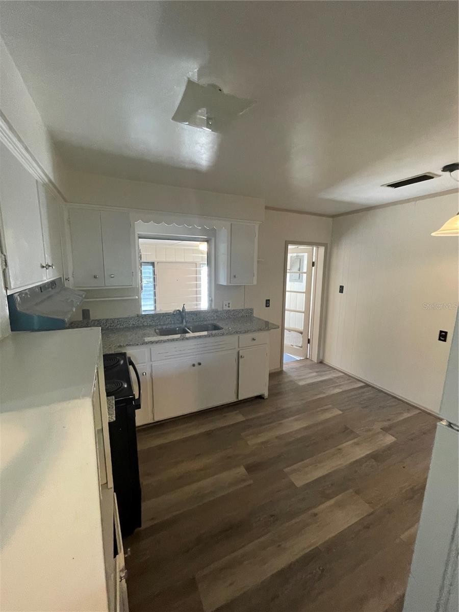 143 E SOUTH ST, DELAND, FL — photo 12
