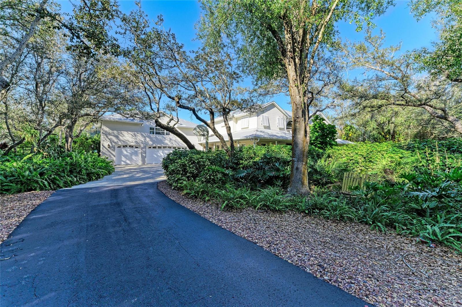 39321 WASHINGTON LOOP RD, PUNTA GORDA, FL