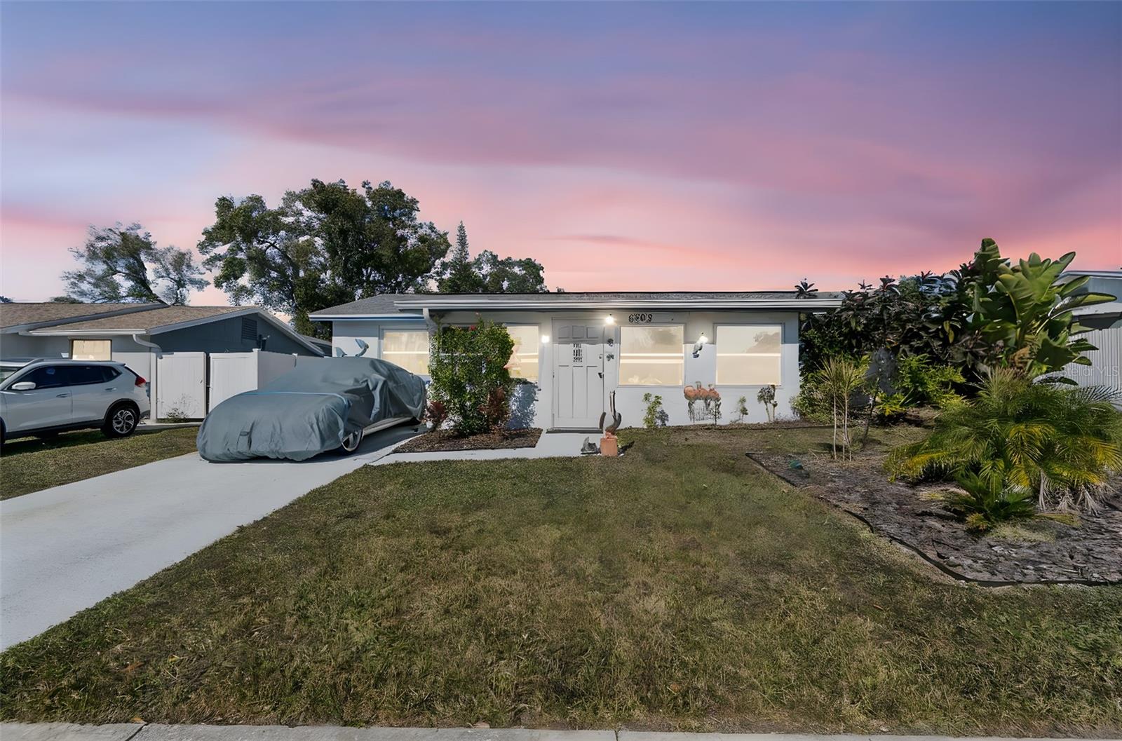6503 AMUNDSON CT, TAMPA, FL