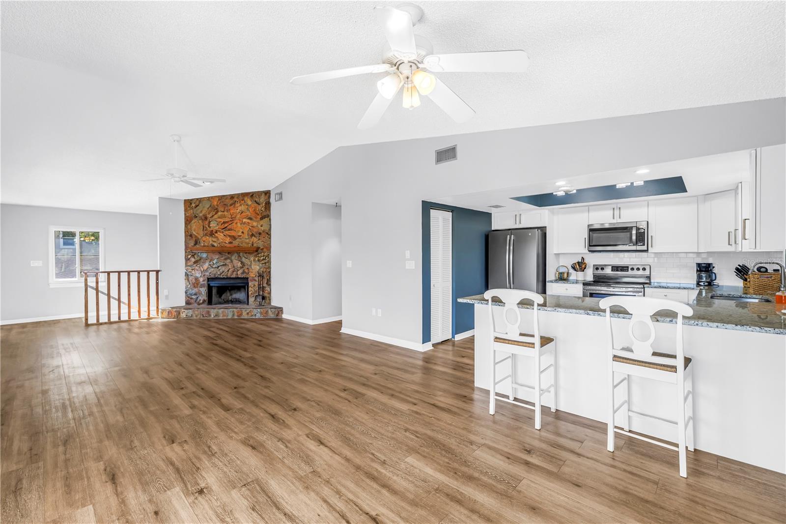 110 29TH AVE N, ST PETERSBURG, FL — photo 16